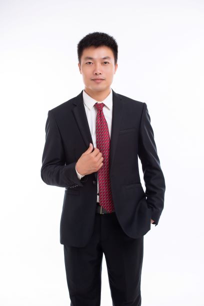 杨明龙